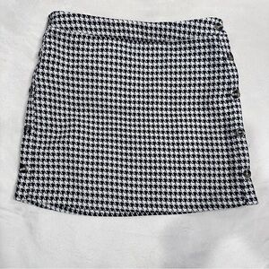 Sugarlips Black and White Houndstooth Mini Pencil Skirt